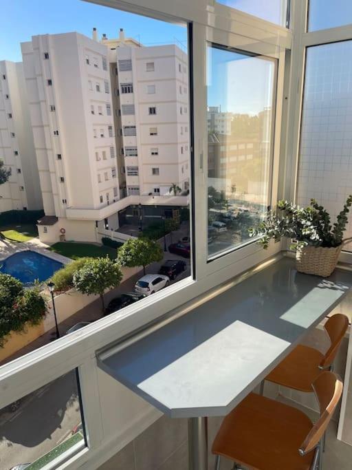 Soleado Y Luminoso Apartamento Fuengirola Luaran gambar